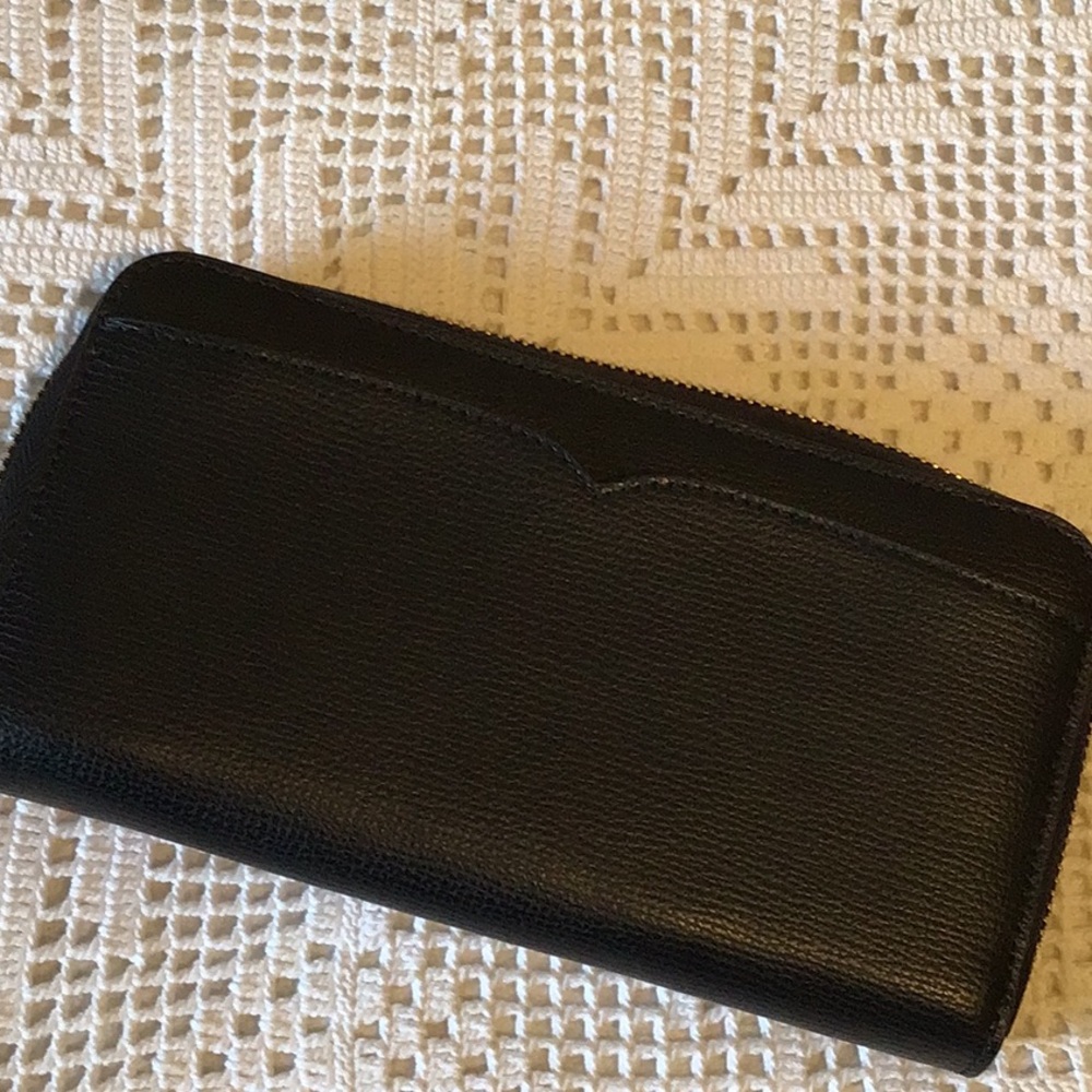 Kate Spade Wallet - Picture 5 of 7